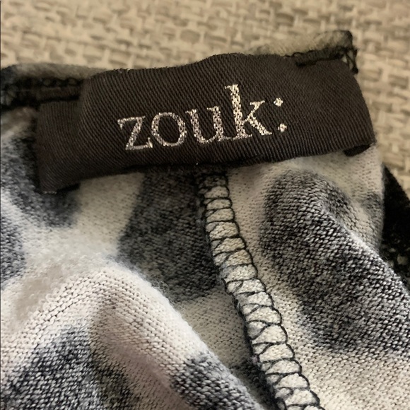 Snow Leopard Print Batwing Open Front Cardigan Shrug One Size (Up to XL) - Picture 3 of 6